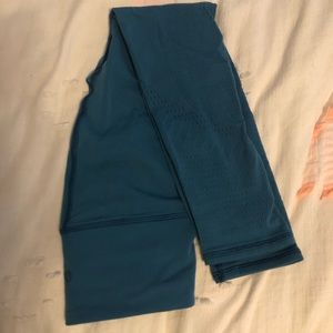 Women’s Cropped Lululemon Leggings (Like new)